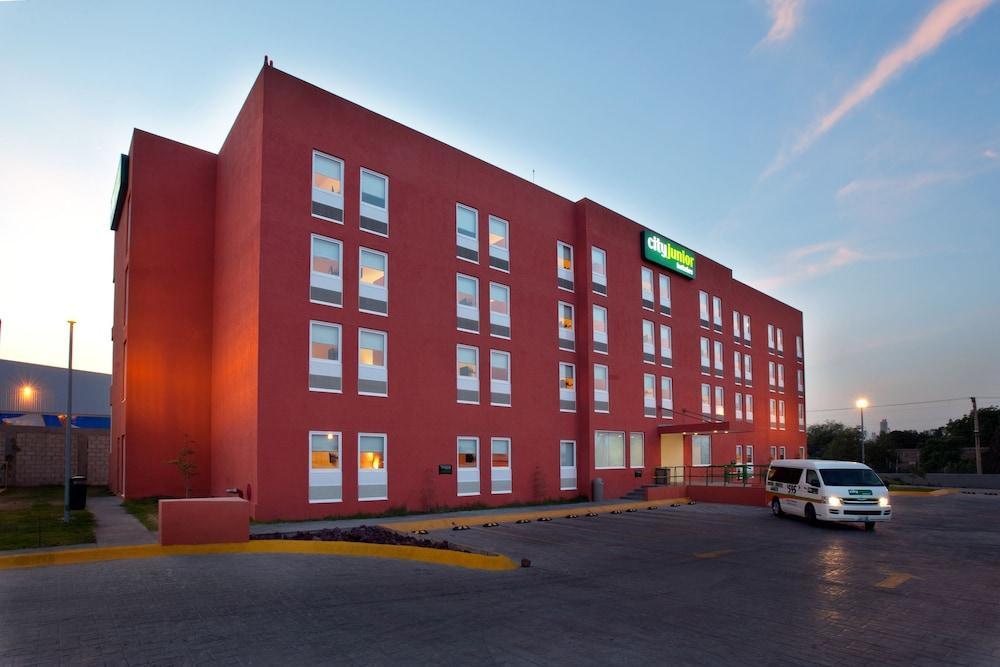 Express Junior By Marriott Otay 3*