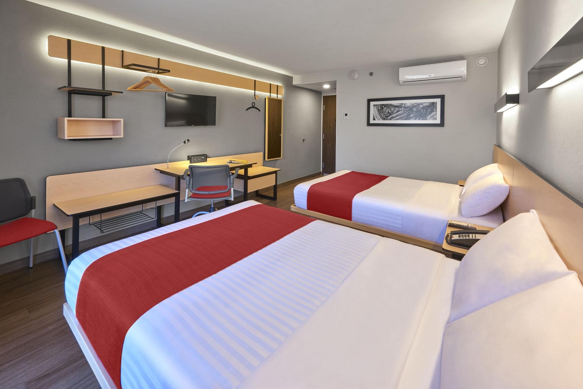 Hotel Express Junior By Marriott Otay 3*