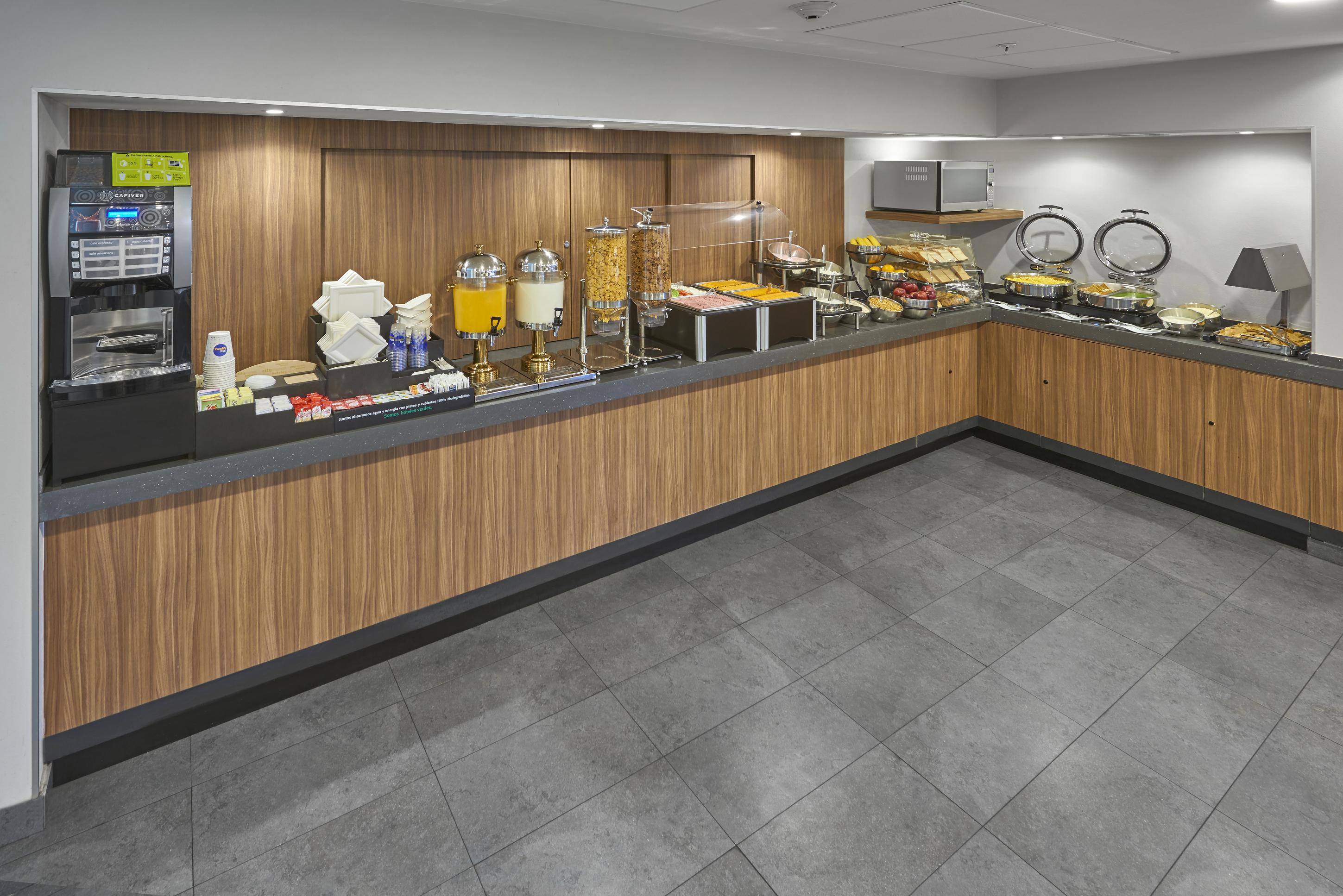 Express Junior By Marriott Otay Hotel