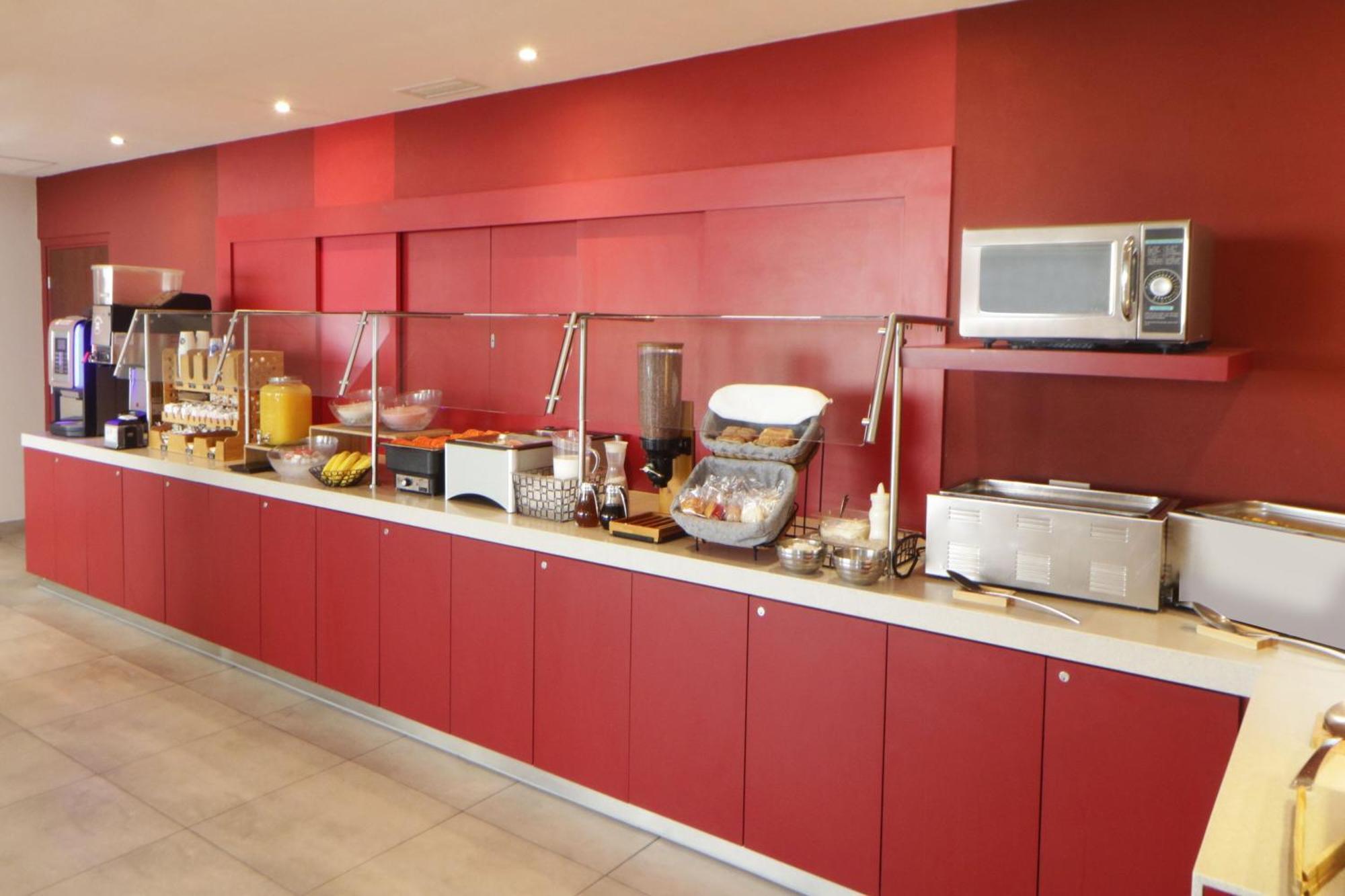 Express Junior By Marriott Otay 3*