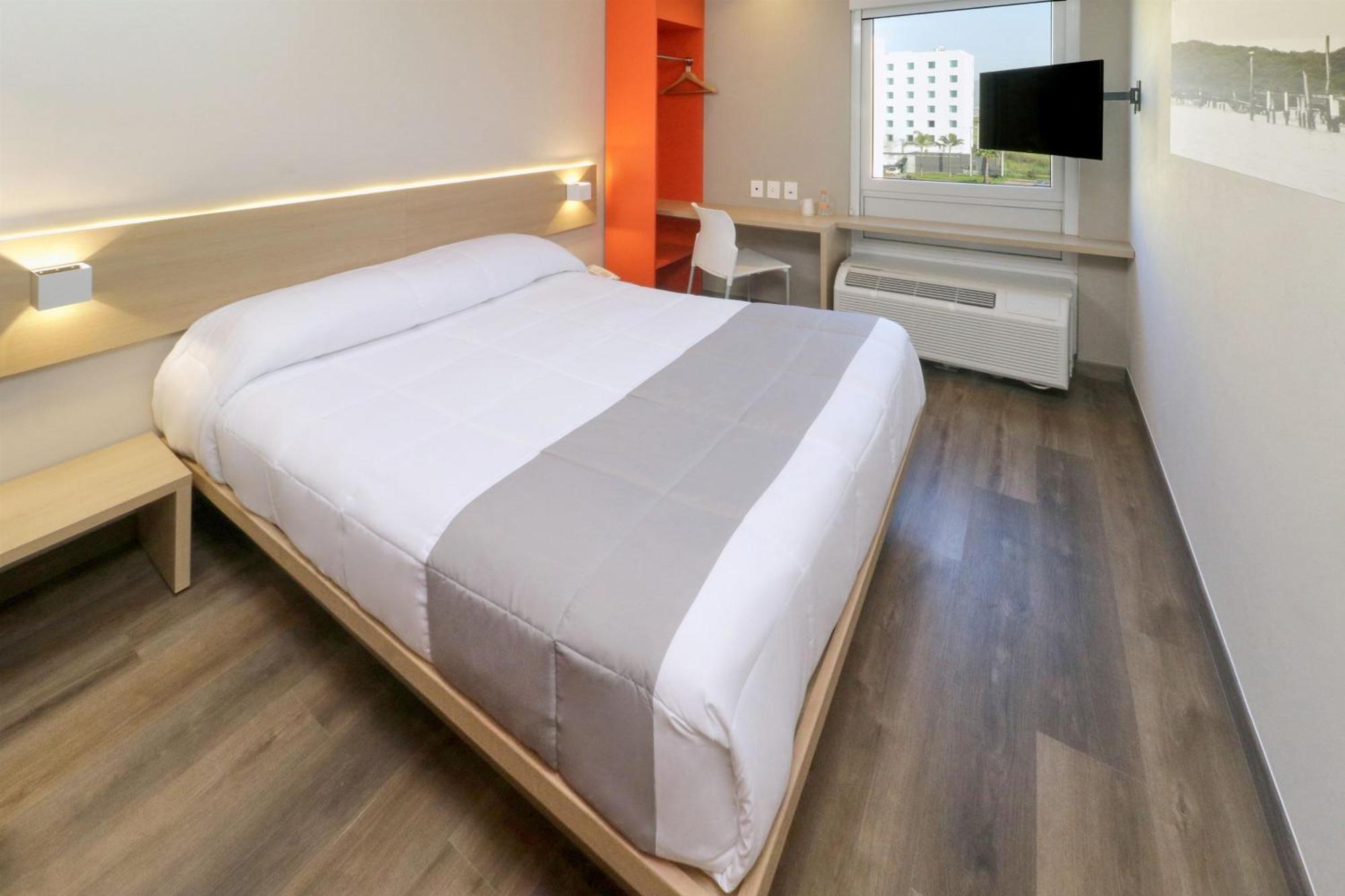 Hotel Express Junior By Marriott Otay 3*