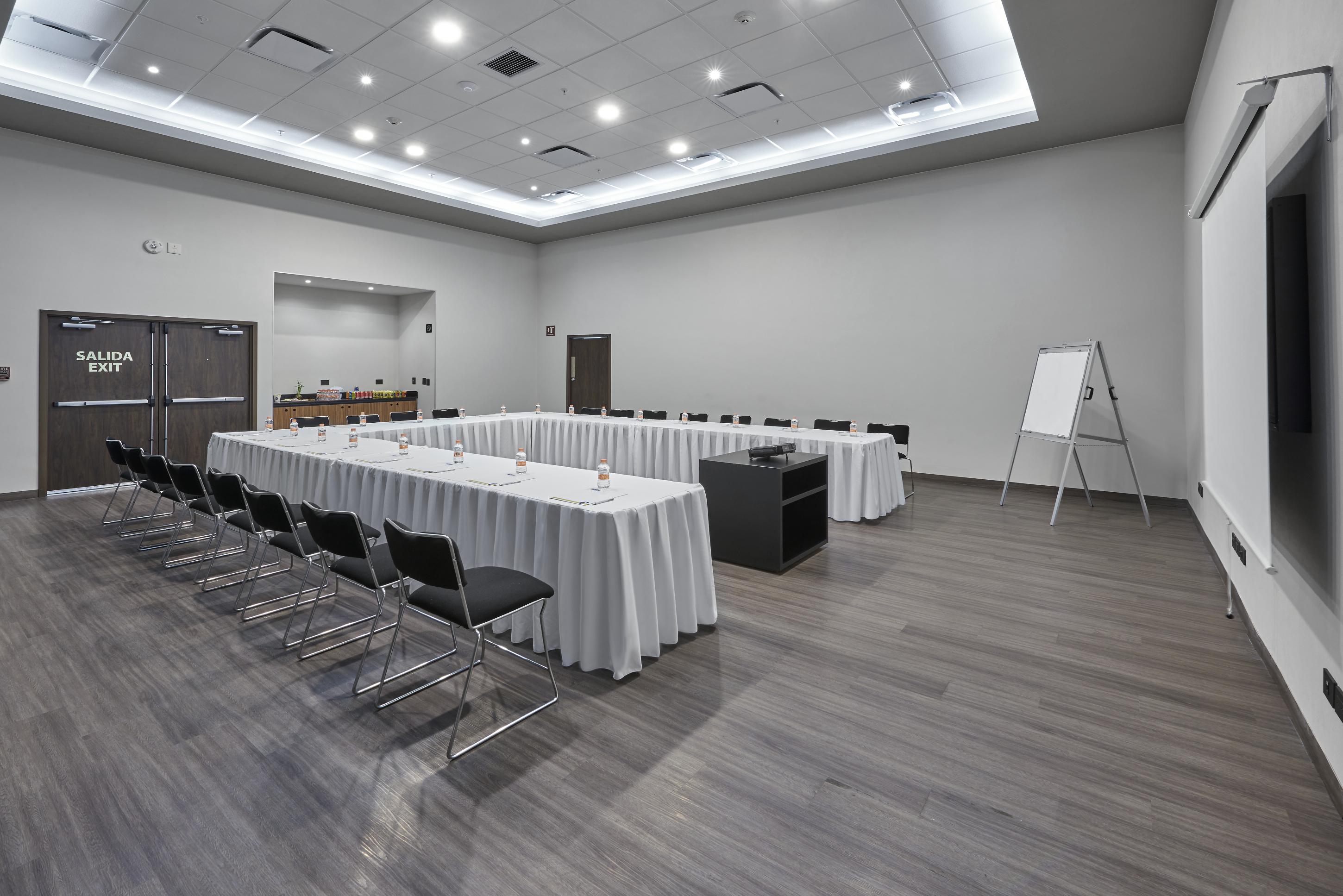 Express Junior By Marriott Otay