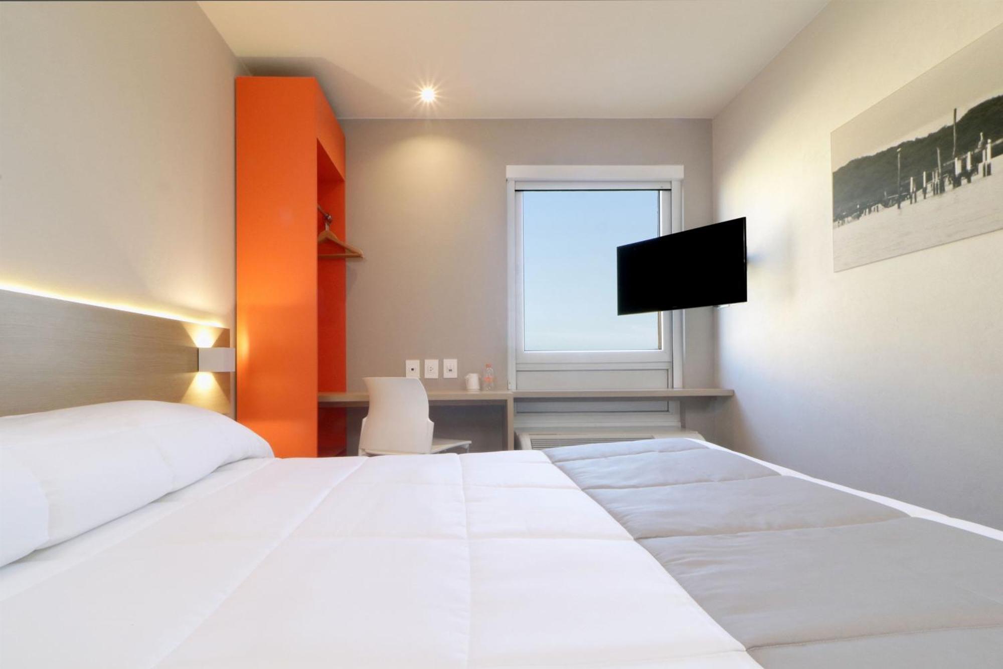 Hotel Express Junior By Marriott Otay 3*